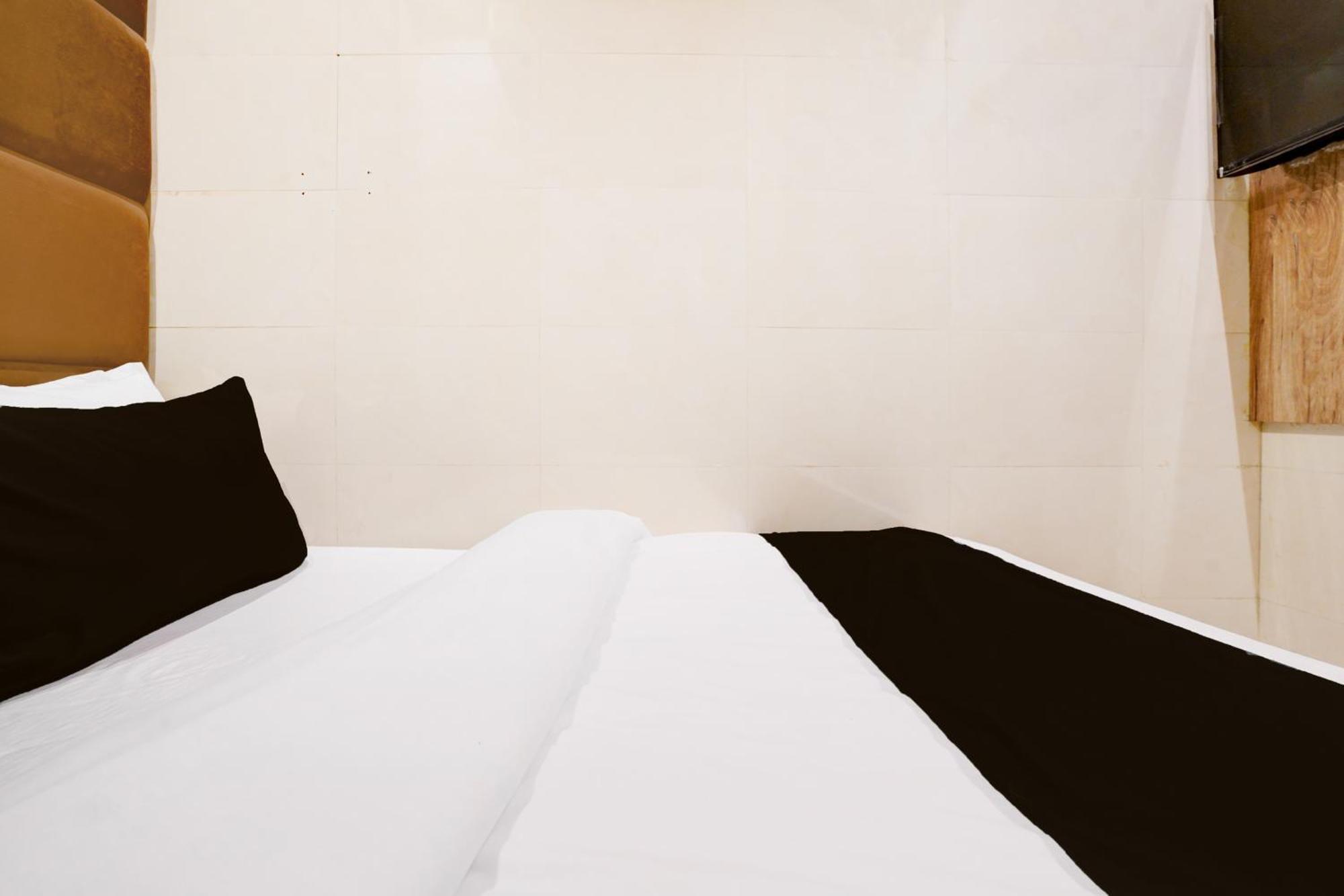 O New Firdous Hotel Bombaj